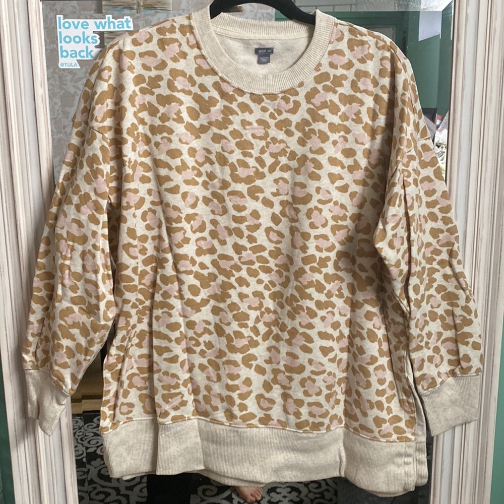 aerie Cream and Tan Leopard Print Sweatshirt
